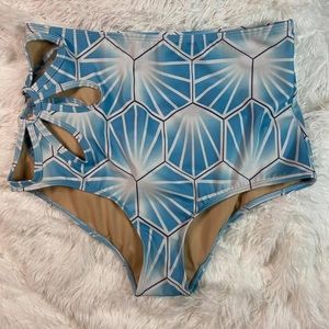 Size M KJ blue tie cut out